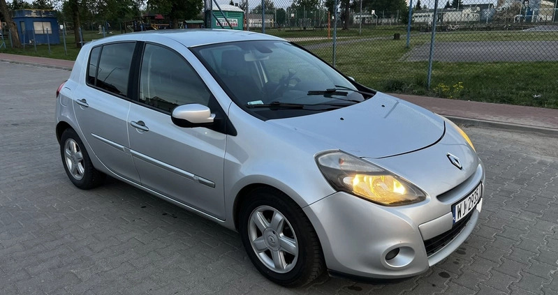 Renault Clio cena 14300 przebieg: 245000, rok produkcji 2009 z Nasielsk małe 301